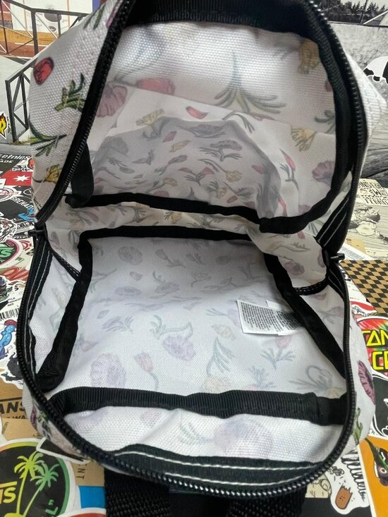 Vans Mini Backpack Marshmallow Floral Women NWT main image 7